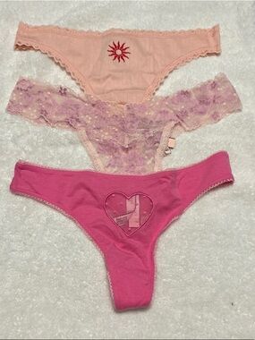 Victoria's Secret Pink and Peach Lace & Cotton Thong Trio